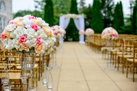 wedding outdoor ceremony